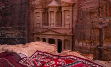 Sail from Sharm to Petra