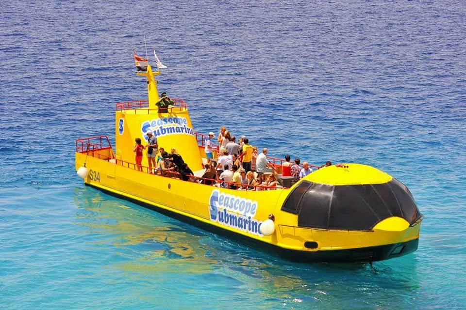 Submarine Tour